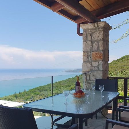 Nireas : Stone Villa Orthoniaí Екстериор снимка